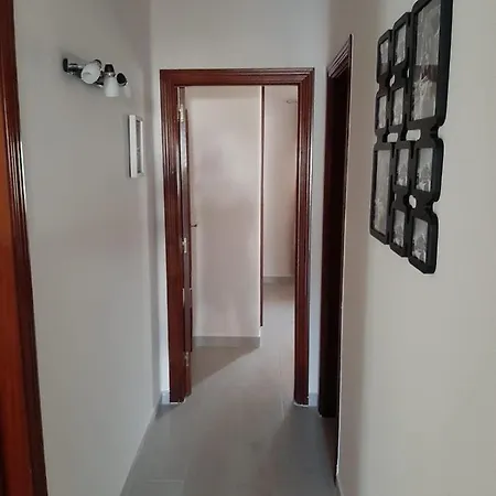 Casa Anna. Pool And Next To The 別荘