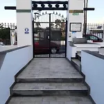 Σπίτι διακοπών Casa Anna. Pool And Next To The