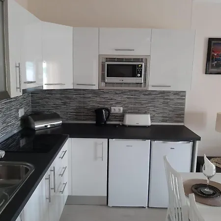 Nyaraló Casa Anna. Pool And Next To The Puerto del Carmen