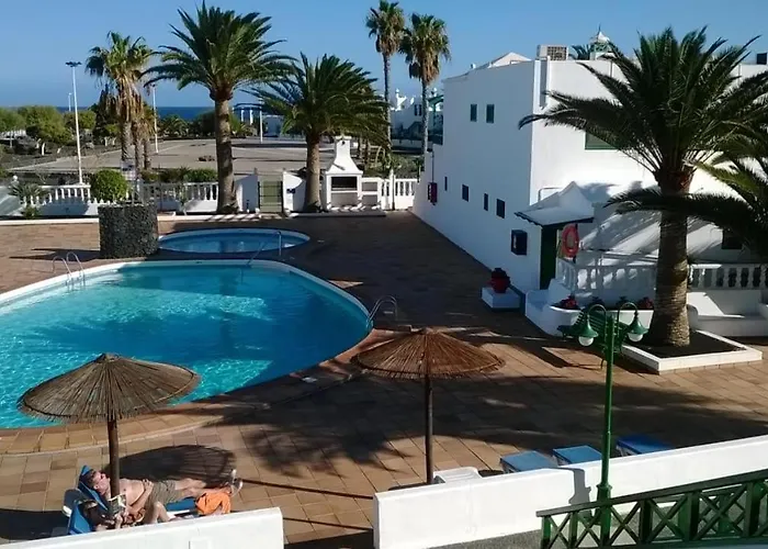 Nyaraló Casa Anna. Pool And Next To The Puerto del Carmen