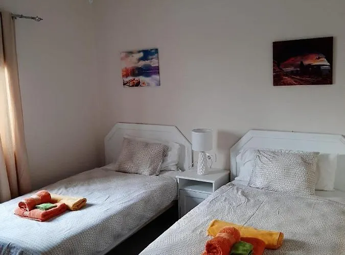 Casa Anna. Pool And Next To The Σπίτι διακοπών