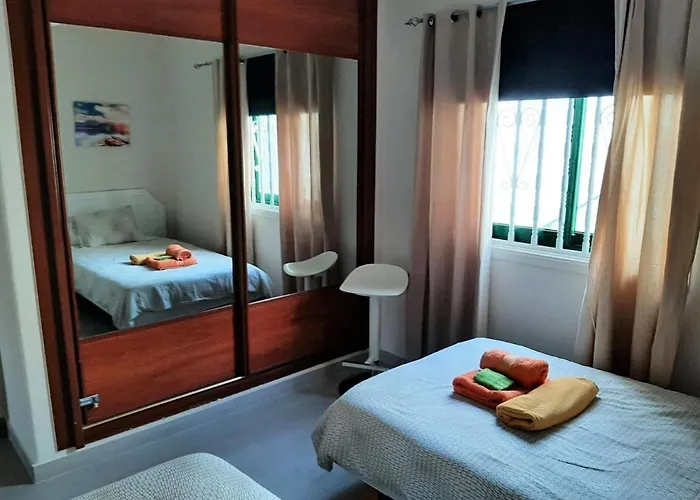 Nyaraló Casa Anna. Pool And Next To The *