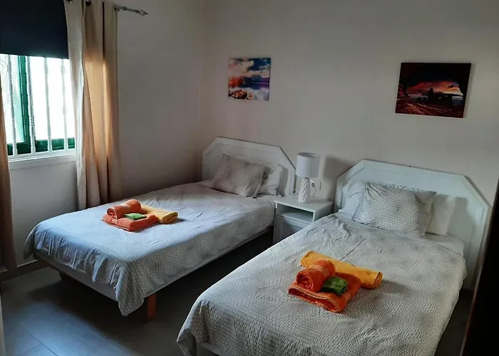 Casa Anna. Pool And Next To The Prázdninový dům