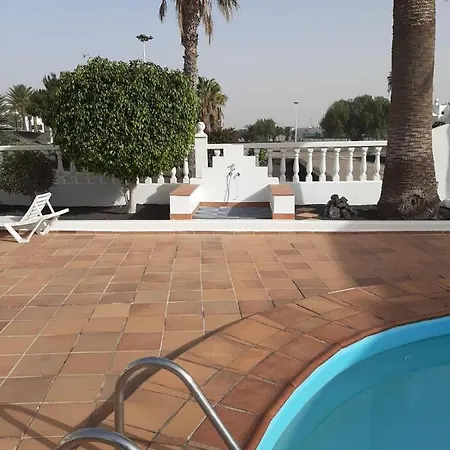 בית נופש Casa Anna. Pool And Next To The *