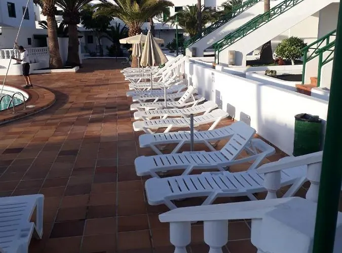 Casa Anna. Pool And Next To The Dom wakacyjny *